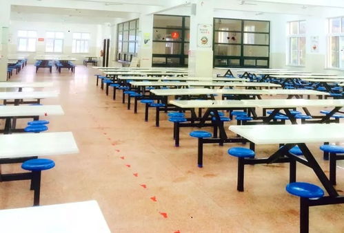 喜報 蓮都區餐飲服務水平再上新臺階，八家單位榮膺食品安全A級認證